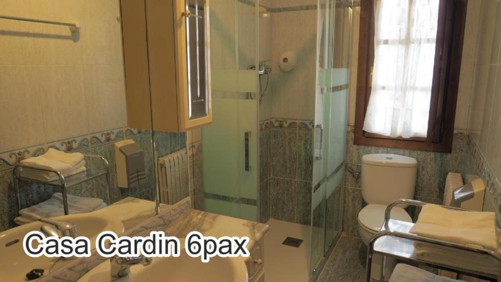 شقة Casa Cardin Onís المظهر الخارجي الصورة