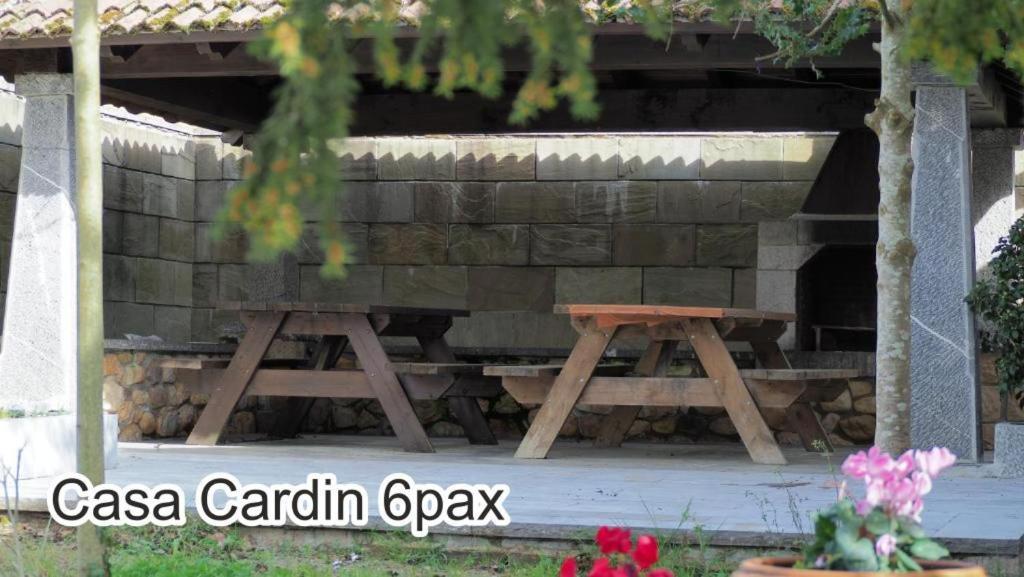 شقة Casa Cardin Onís المظهر الخارجي الصورة